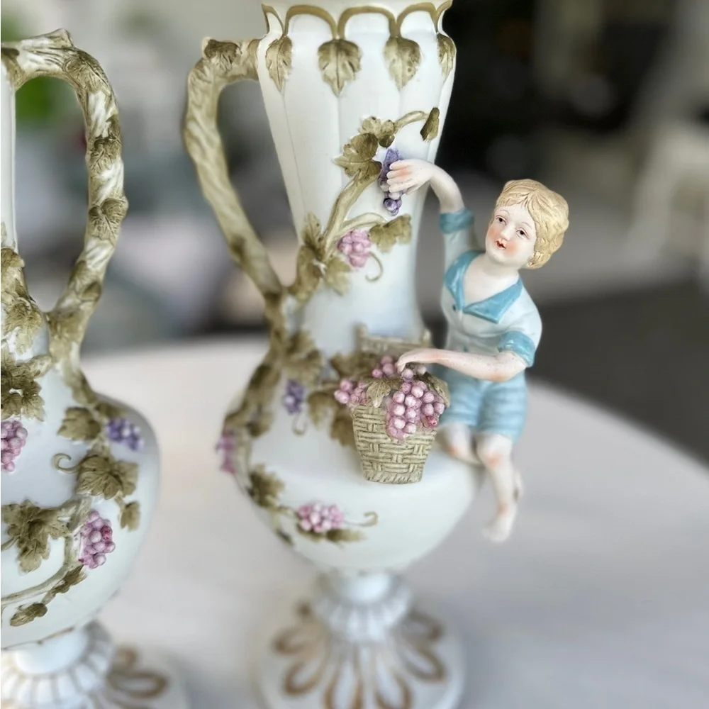1950’S, MCM, ANDREA BY SADEK, BOY & GIRL PORCELAIN VASES. MADE IN JAPAN.